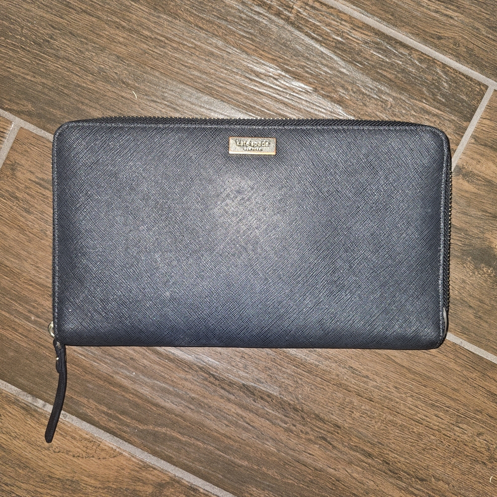 Kate Spade Large Black Zip Around Wallet